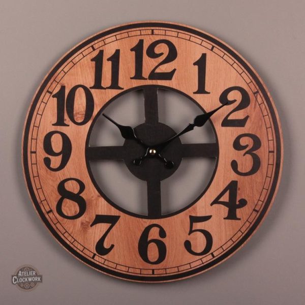 Horloge au design Steampunk inspiré de la nature