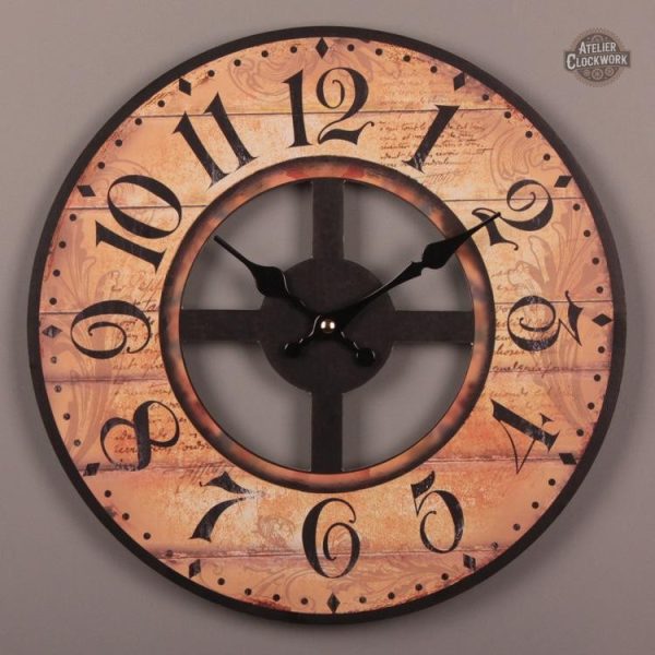Odyssée temporelle avec l'horloge Steampunk champêtre