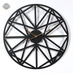 Horloge Steampunk Carrington au design rétro-futuriste