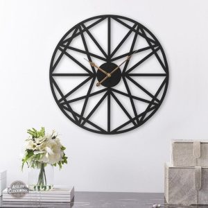 Carrington : horloge décorative au style steampunk unique