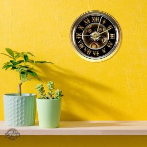 Horloge gousset inspirée du rétrofuturisme