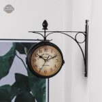 Odyssée temporelle avec l'horloge Steampunk distinctive