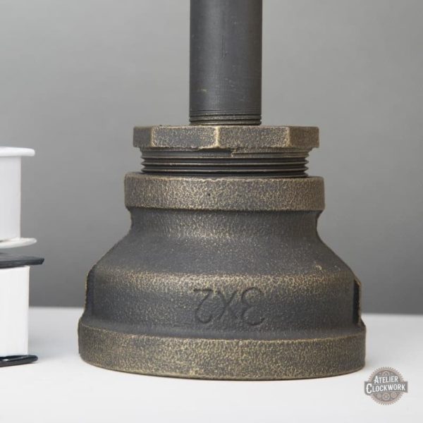 Lampe de table au look steampunk