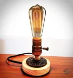 Lampe au design contemporain avec une touche vintage