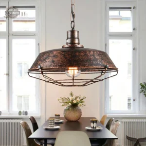 Suspension industrielle Leeds au style steampunk