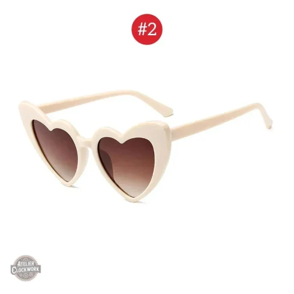 Lunettes de soleil au style original et tendance