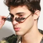 Lunette steampunk avec design en flamme