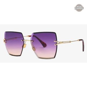 Accessoire steampunk femme au design futuriste