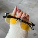 Élégance dandy avec les lunettes noires Blackened steampunk