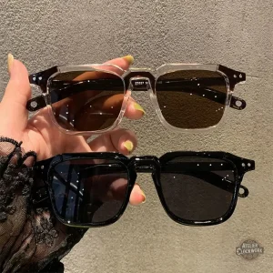 Lunette noire au design rétro pour homme dandy audacieux