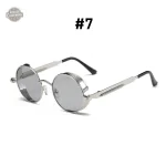 Lunettes de soleil au charme rétro et audacieux