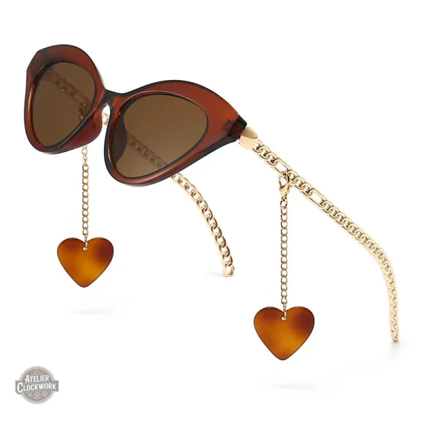 Lunettes inspirées du Steampunk avec des courbes félines