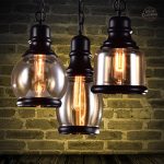 Lustre steampunk en verre ambré