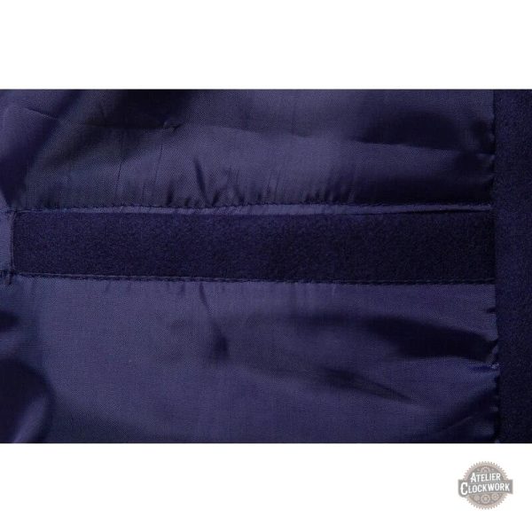 Manteau homme avec silhouette asymétrique