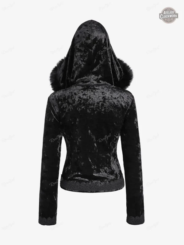 Vêtement gothique à capuche pour un style audacieux