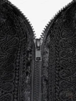 Manteau Dark Matters, fusion de passé et futur