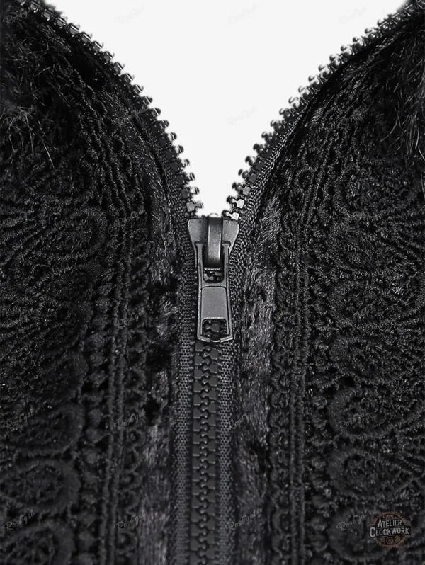Manteau Dark Matters, fusion de passé et futur