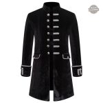 Manteau H G Wells, pièce maîtresse de la collection