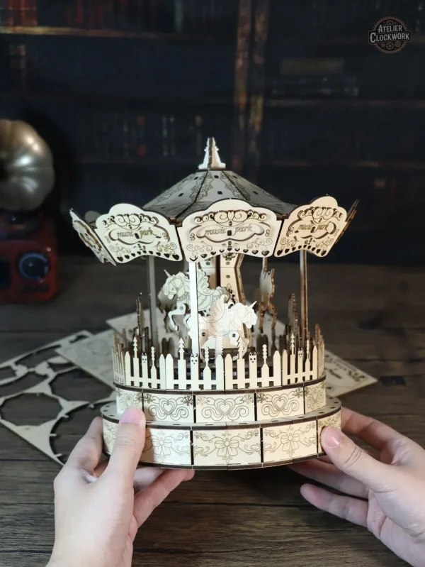 Maquette de carrousel décoratif DIY