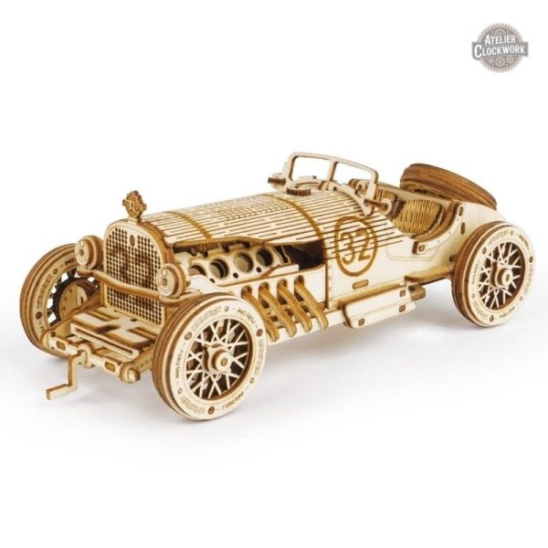 maquette-voiture-en-bois-1 Maquette en bois voiture DIY steampunk