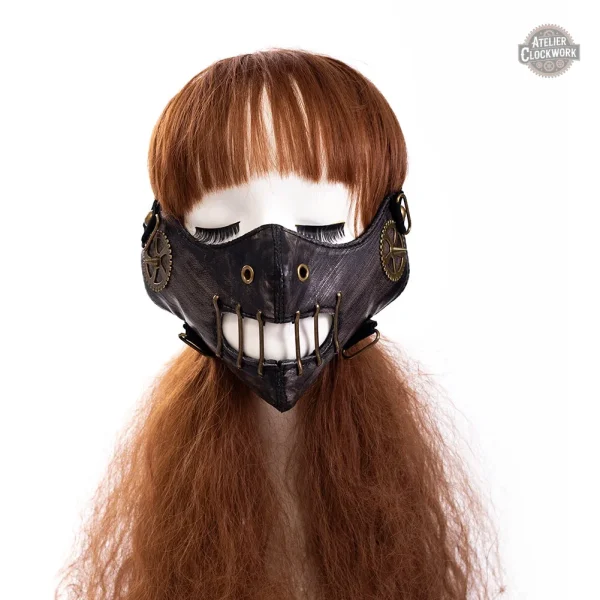 Masque à motifs steampunk, ajout de caractère