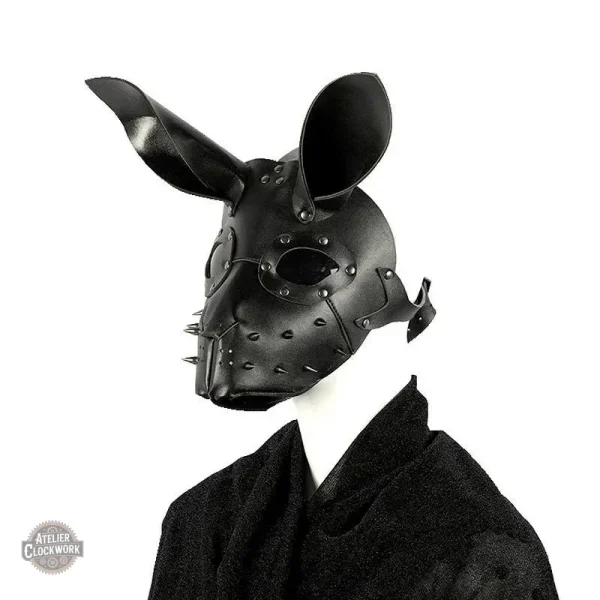 Costume de fête avec un masque de lapin stylé