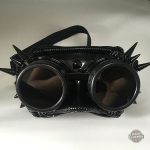 Élégance masculine avec le masque Steampunk