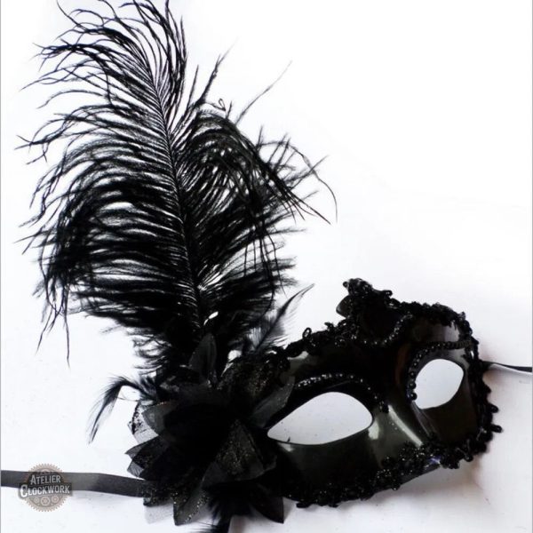 masque-venitien-femme-noir-1 Masque vénitien femme noir élégant pour un look steampunk
