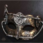 Masque de carnaval inspiré du design steampunk