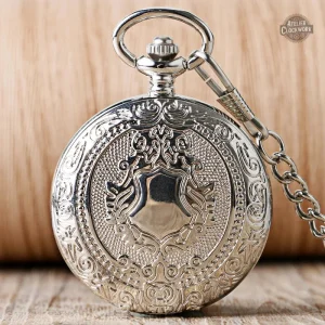 Montre à gousset argentée au charme vintage