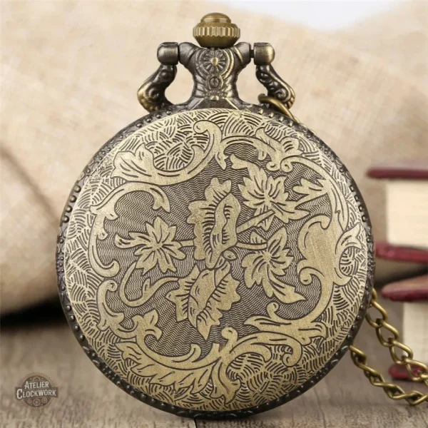 Montre à gousset vintage avec motif cheval