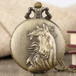 Montre à gousset antique cheval en bronze