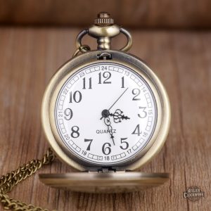 Design vintage de montre à gousset avec engrenages