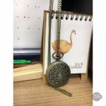 Montre rétro avec style gothique unique