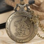 Accessoire de mode inspiré d'Alice au Pays des Merveilles