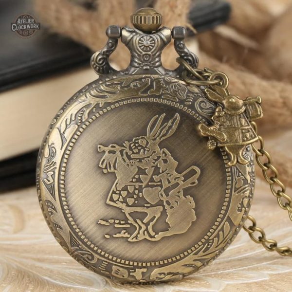 Accessoire de mode inspiré d'Alice au Pays des Merveilles