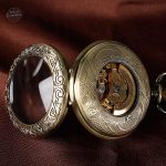 Accessoire de mode intemporel et pratique