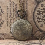 Montre A Gousset élégante inspirée du poker