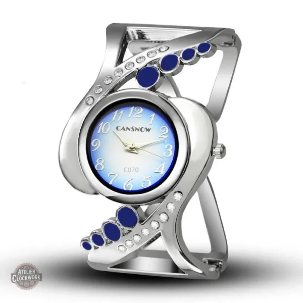 Montre femme inspirée du mouvement Steampunk unique