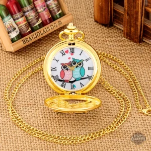 Montre de poche dorée abeille, design creux