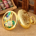 Montre de poche dorée à quartz, hiboux stylisés