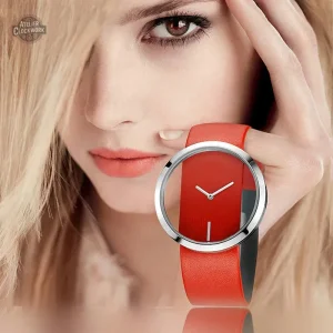 Montre vintage femme inspirée par l'esthétique steampunk