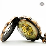 Accessoire horloger en design oriental unique