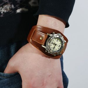 Montre vintage en cuir marron pour homme, style steampunk