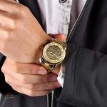 Montre homme squelette au design élégant