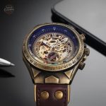 Mécanisme transparent de la montre Moriarty