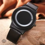 Montre femme au design distinctif et original