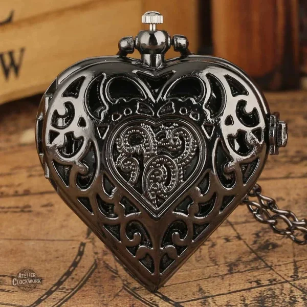 Montre en pendentif de style victorien