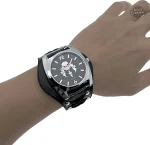 Montre homme, mélange de punk et steampunk audacieux