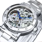 Montre squelette femme argentée au design steampunk